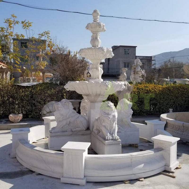 Beige Lion Fountain For Outdoor Decoration
