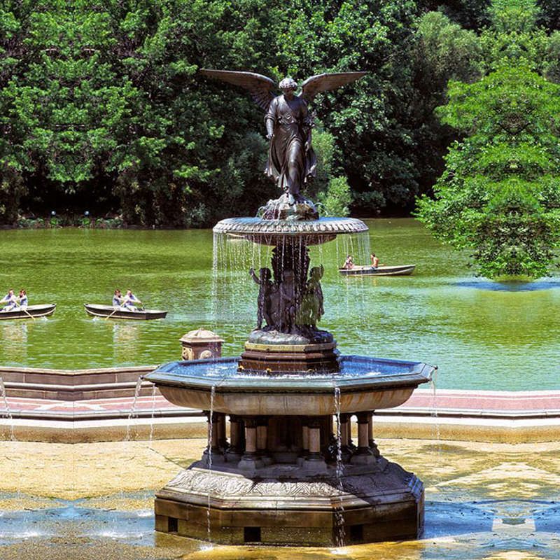 Bronze sculpture of an angel on the fountain