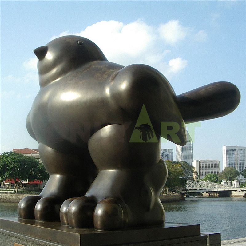 The side of a giant little fat bird, designed by Potro