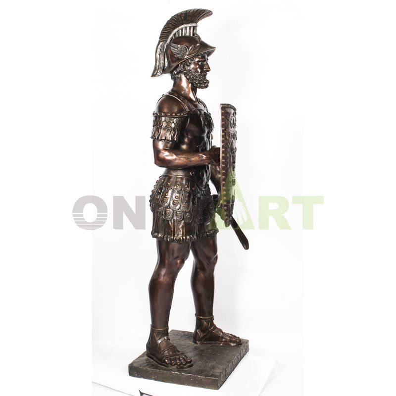 Exquisite and beautiful Leonidas figure sculpture