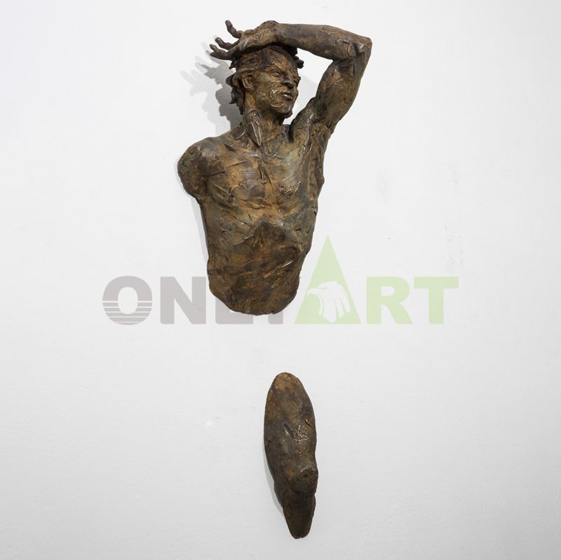 Indoor hot sell life size art deco bronze man wall sculpture statue matteo pugliese sculpture