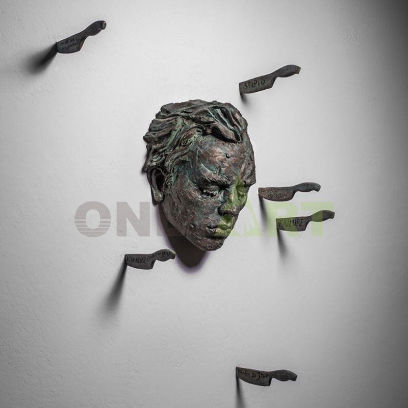 The art sculptures on the walls of Matteo Pugliese statues control everything