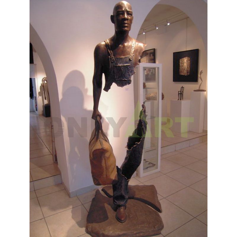 Interior gallery art sculpture bruno catalano sculpture