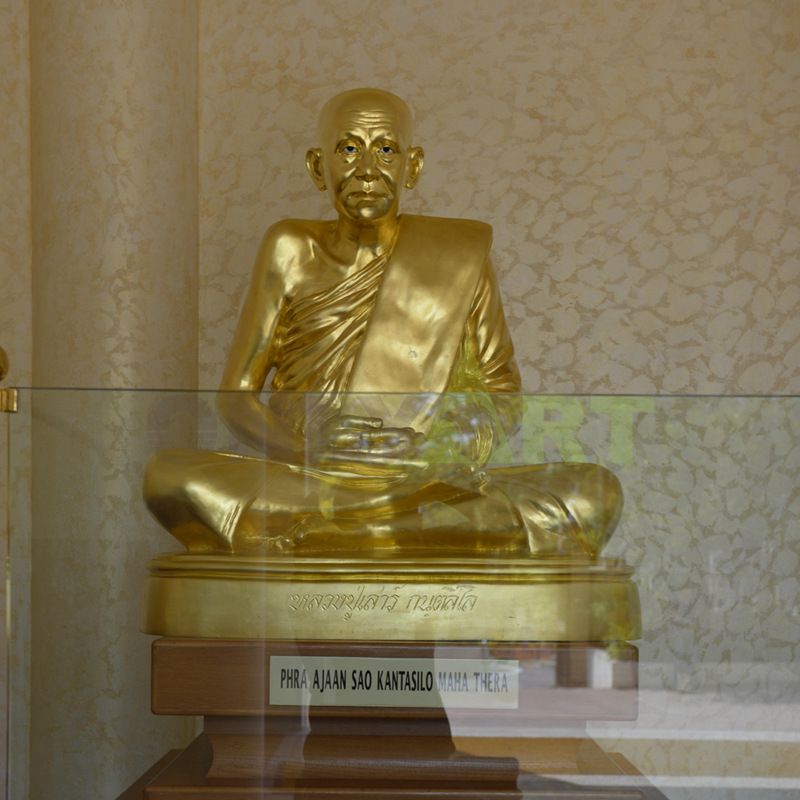 Metal bronze Buddha statues