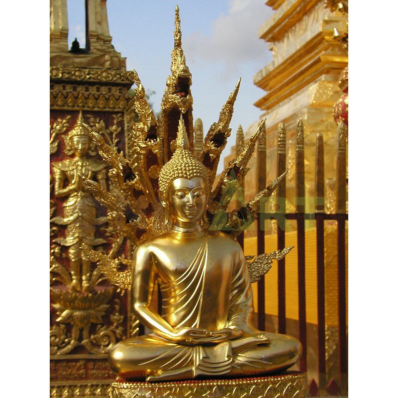 Golden Buddha statue in A Thai temple