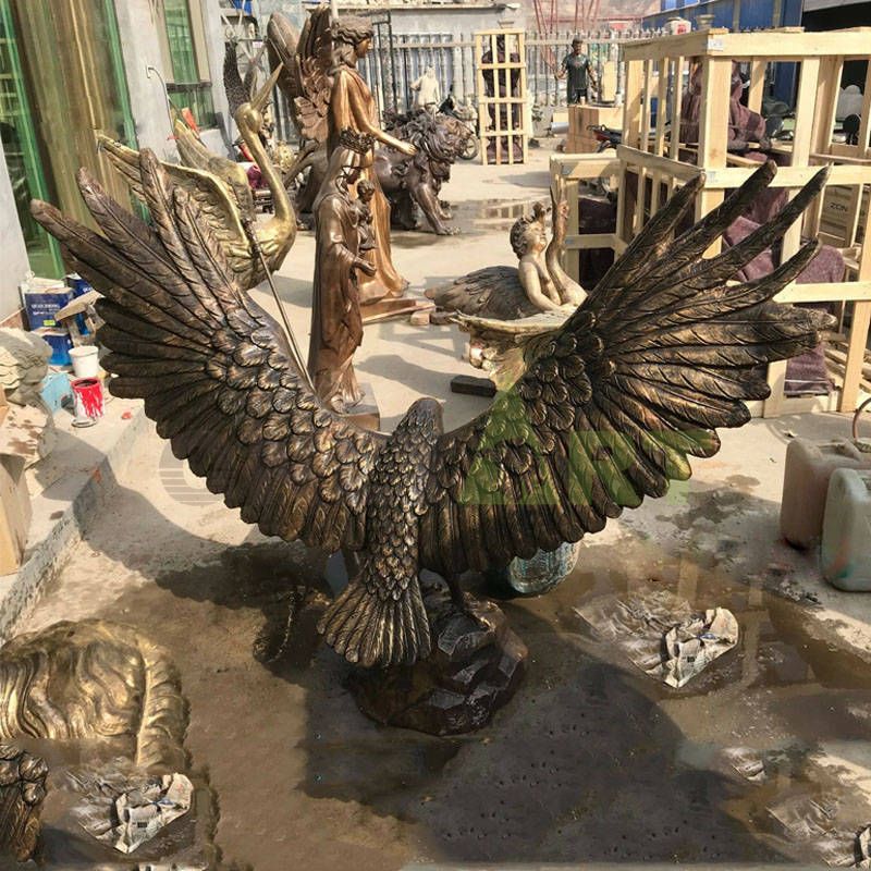 Wholesale classic outdoor animal bronze eagle sculpture