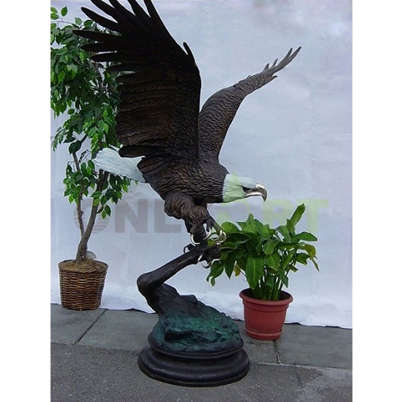 Hot Cast Metal Craft Popular Design Bronze Large Eagle Sculpture For Garden
