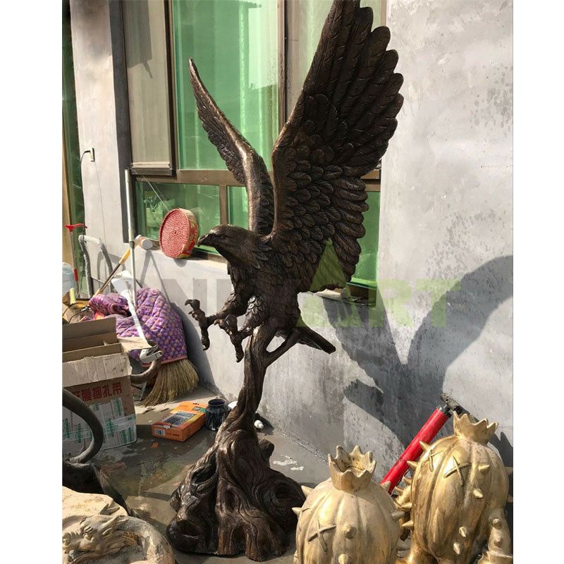 Garden animals life size bronze eagle sculpture