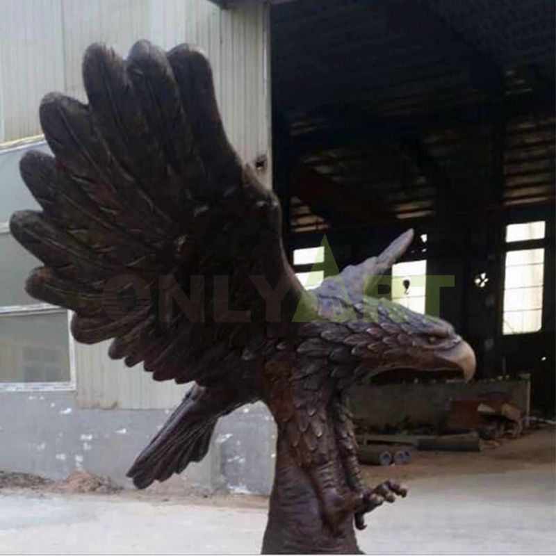 Large Decoration Bronze Eagle Sculpture