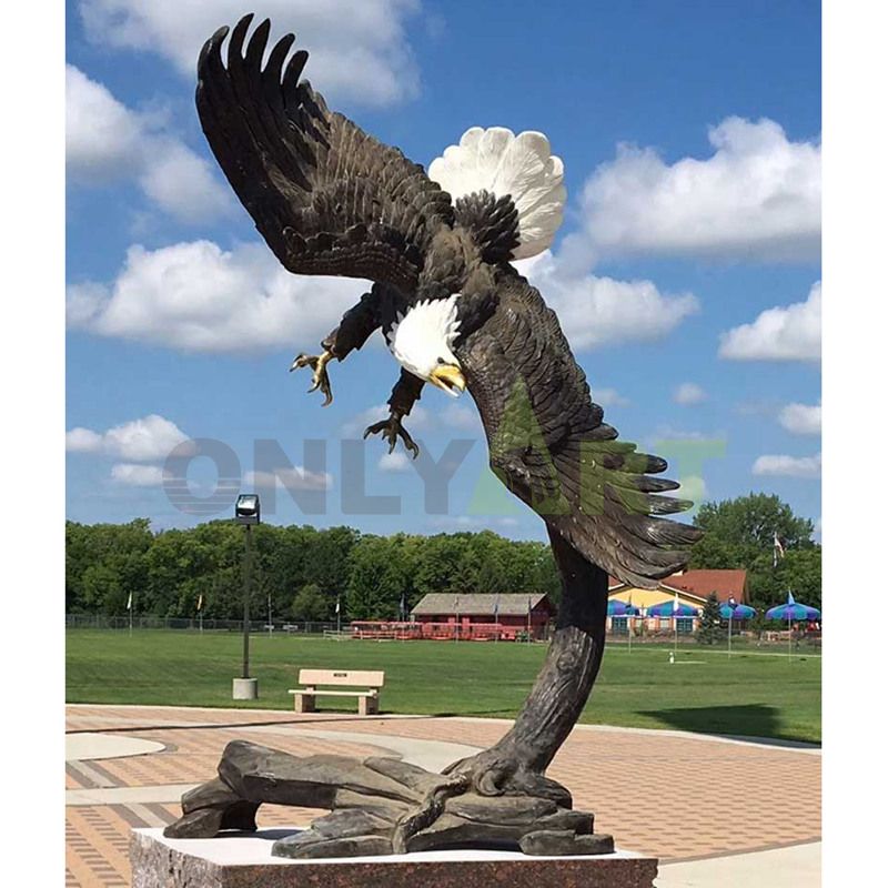 outdoor garden granite metal bronze flying eagle statue sculpture for sale