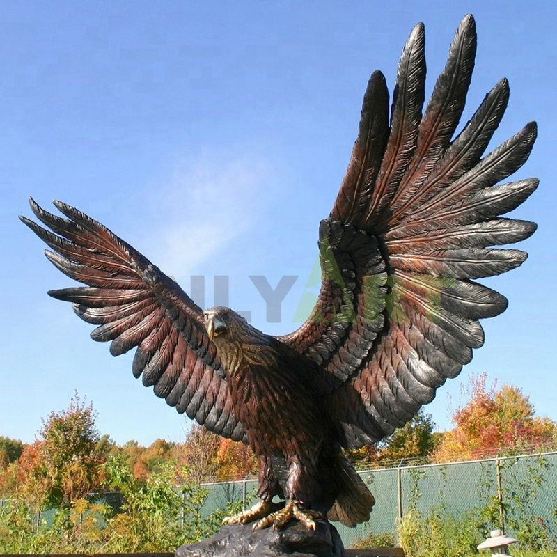 In Stock Golden Supplier Metal Eagle Sculpture
