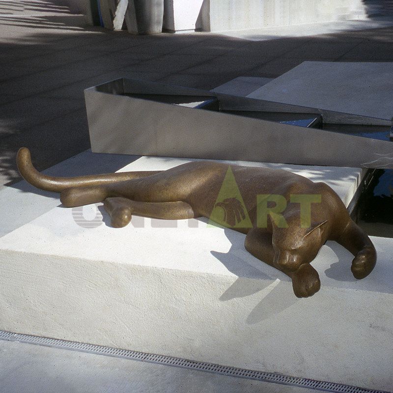 Outdoor Life Size Bronze Cougar On Stone Statue Copper Lion Sculpture