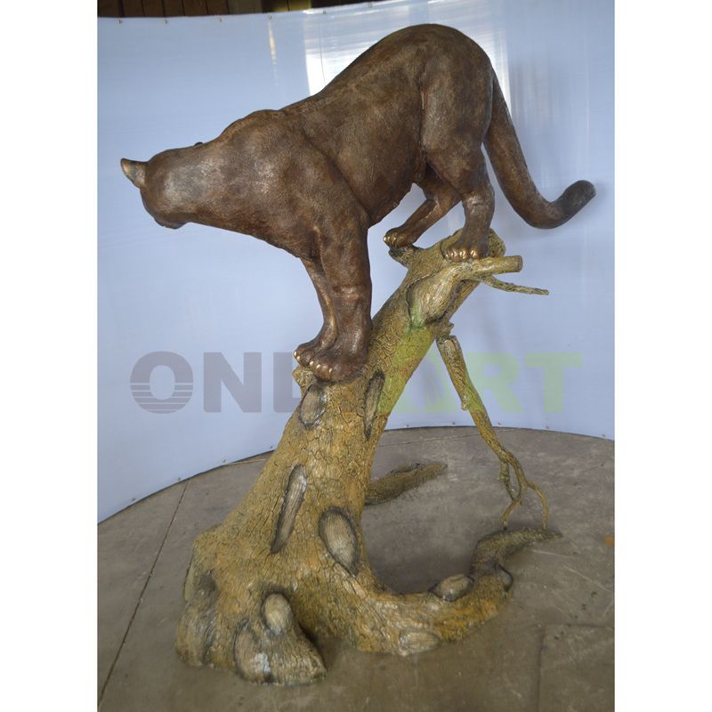 Customizable agile bronze leopard sculpture