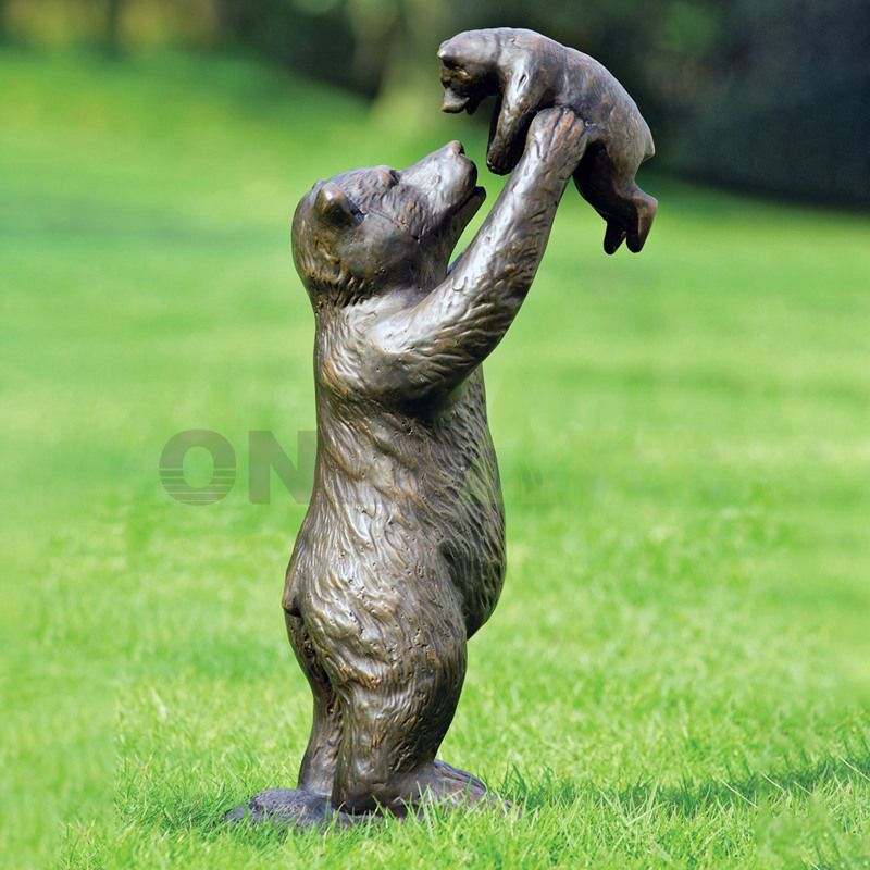 Life size outdoor used bronze bear garden statue