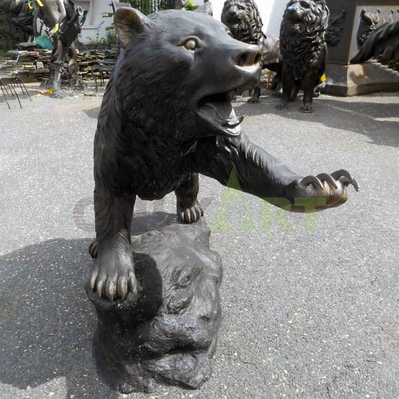 Bronze sculpture bear animal statue