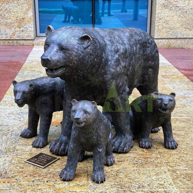 High quality bronze life size bear statue