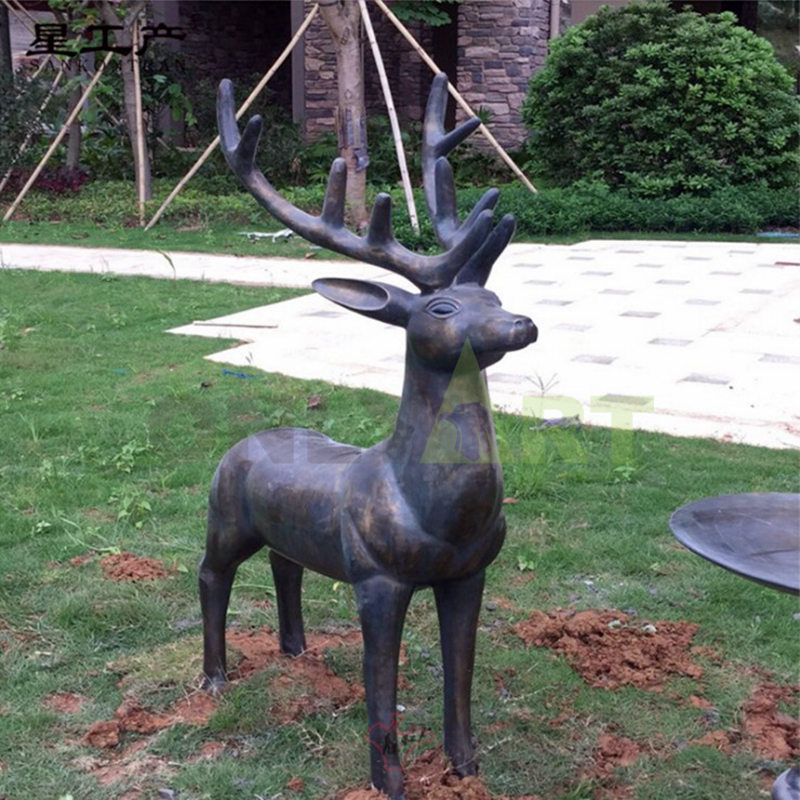 Custom antique cast garden bronze deer sculpture in stock