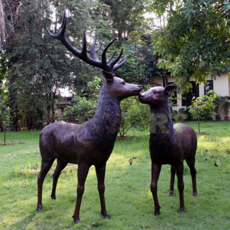 Hot Casting Animal Statue Life Size Bronze Deer Sculpture