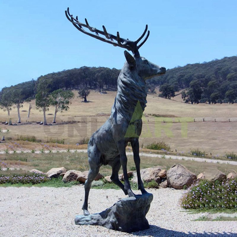 Bronze Art Foundry Outdoor Garden Metal Craft Animal Bronze Deer Sculpture