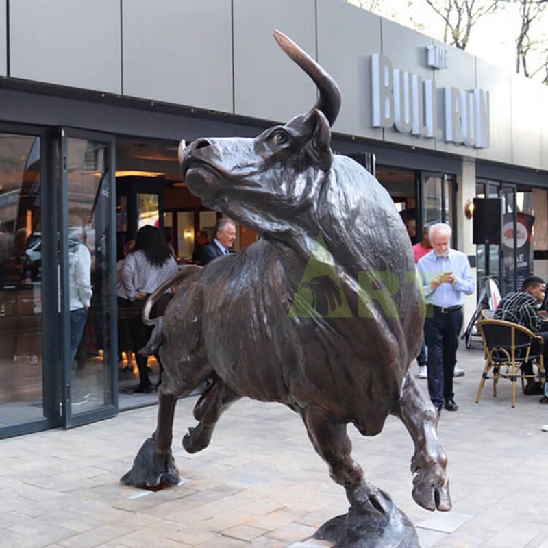 Classical Bronze Wall Street Bull Sculpture Interior for Sale