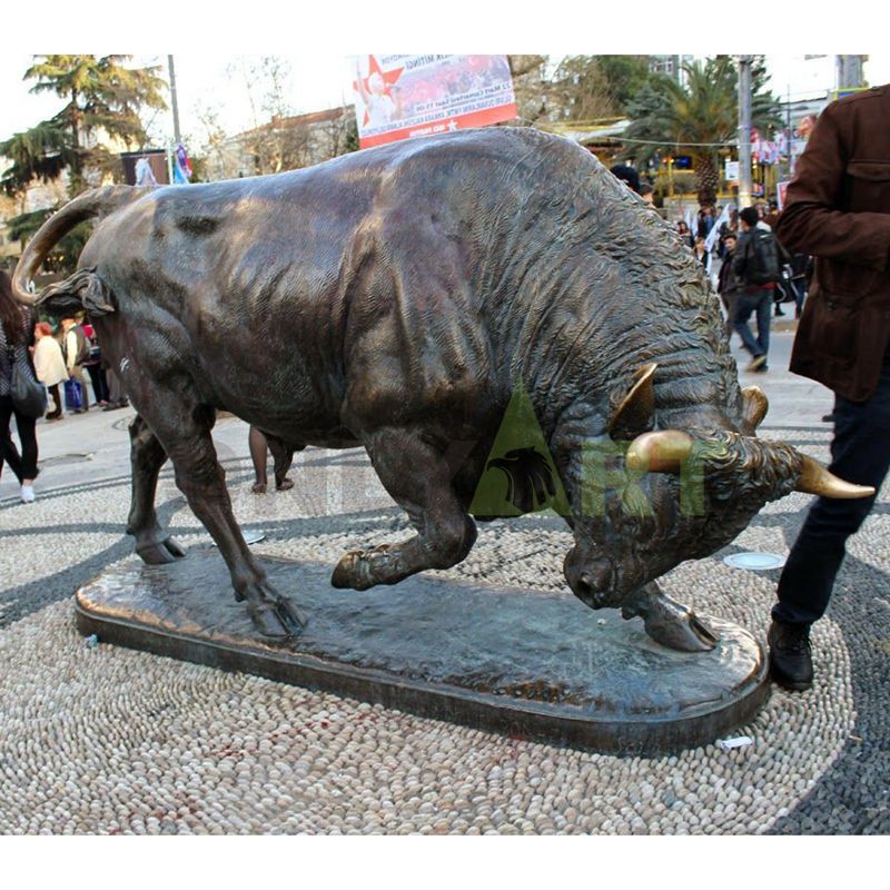 Brass bull sculpture outdoor animal statues