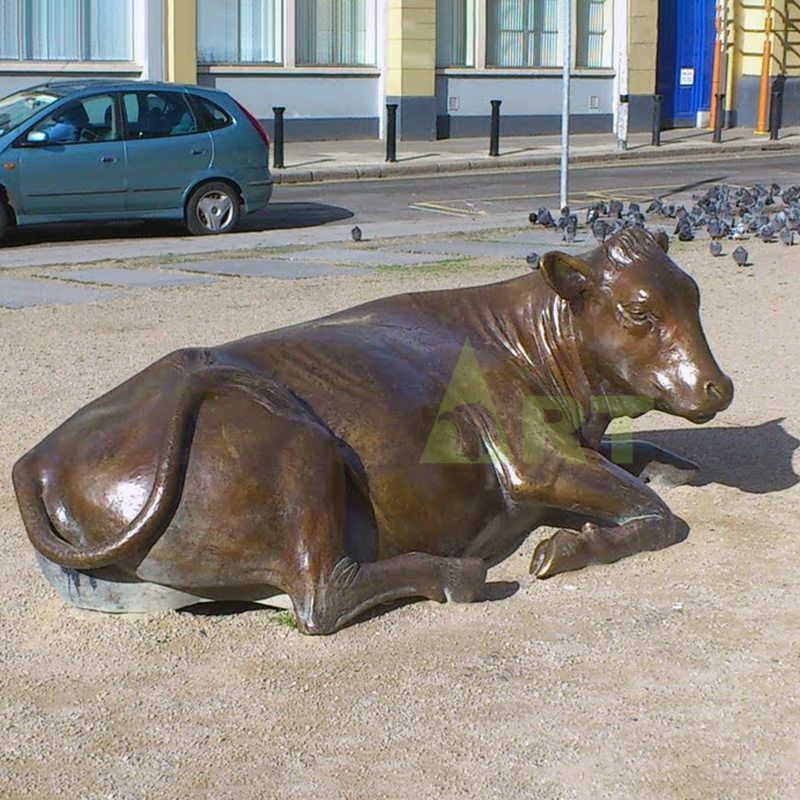 Large Wall Street Bull Statue Sculpture