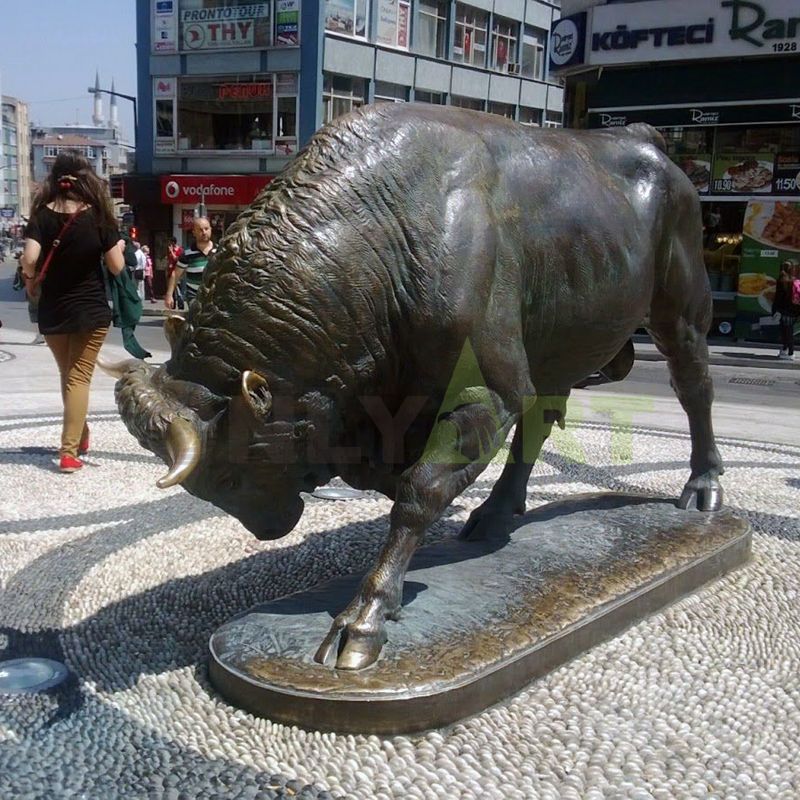life size outdoor bronze bull sculpture for sale