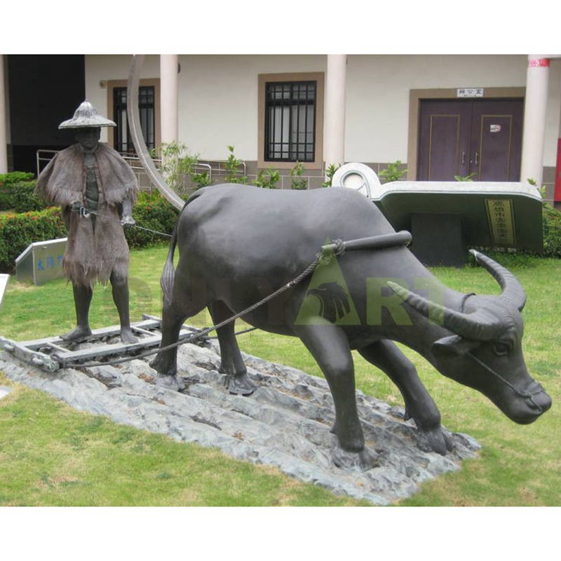 Custom large cast animal bull statue metal bronze buffalo sculpture