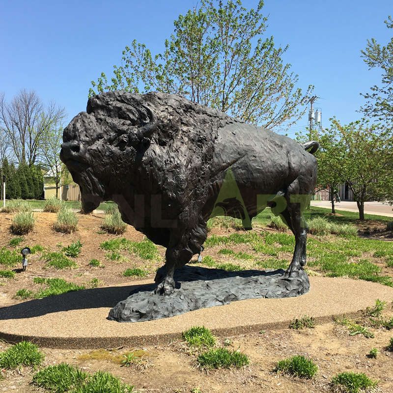 Outdoor Bronze Sculpture of Life Size Wall Street Bull Statue