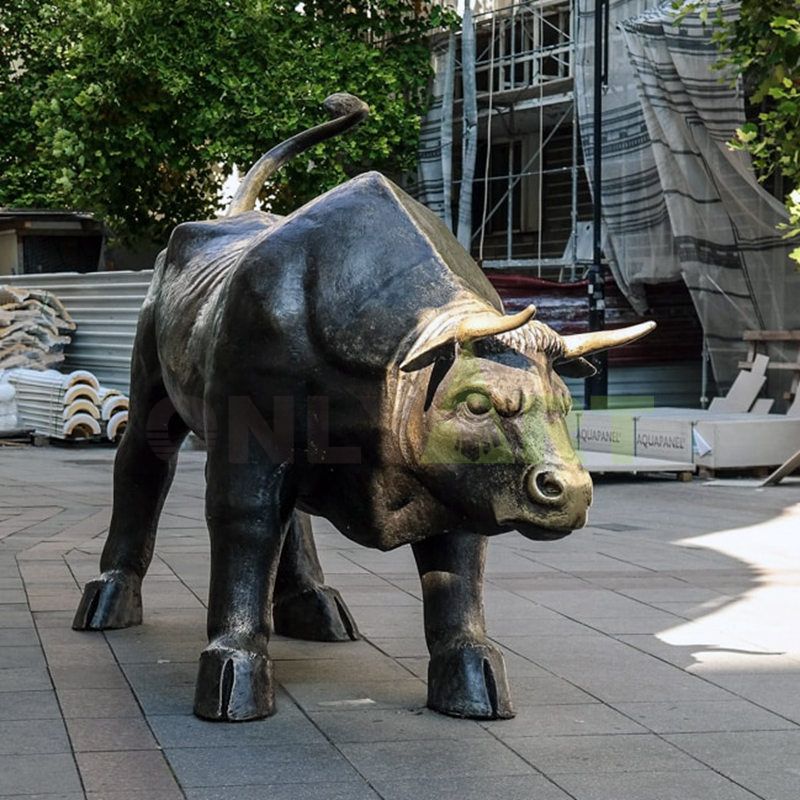 Large Wall Street Bronze Bull Statue Bronoze Bull Sculpture