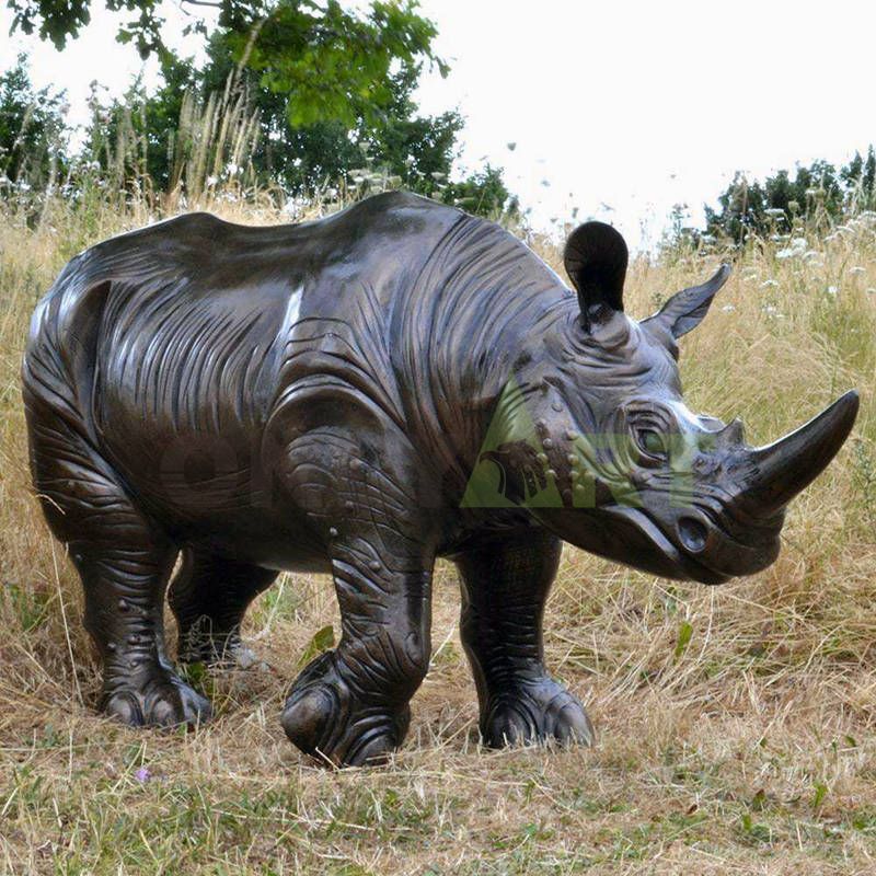 custom handmade carved outdoor park garden rhinoceros sculpture decor life size