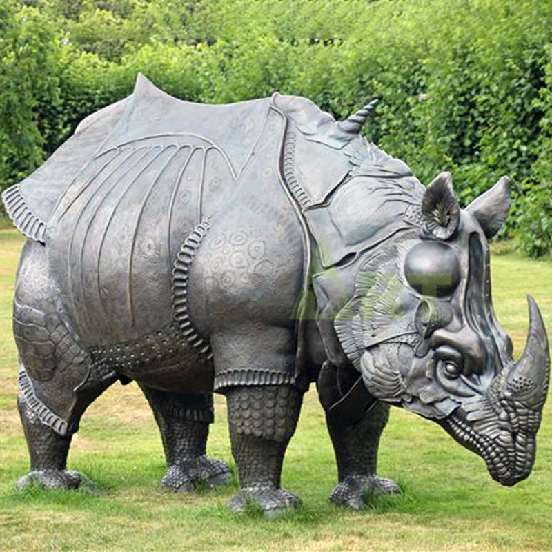 silver rhino statue for garden park decoration