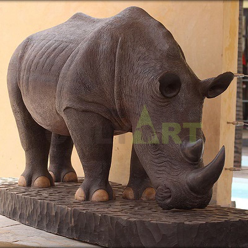 custom handmade carved outdoor park garden rhinoceros sculpture decor life size bronze