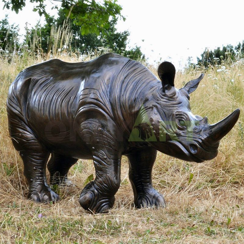 Life Size Animal Bronze Rhino Garden Sculpture