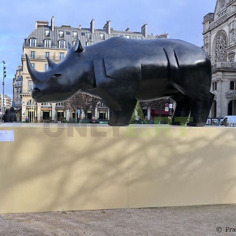 Custom sculpted sculptured rhinoceros in bronze