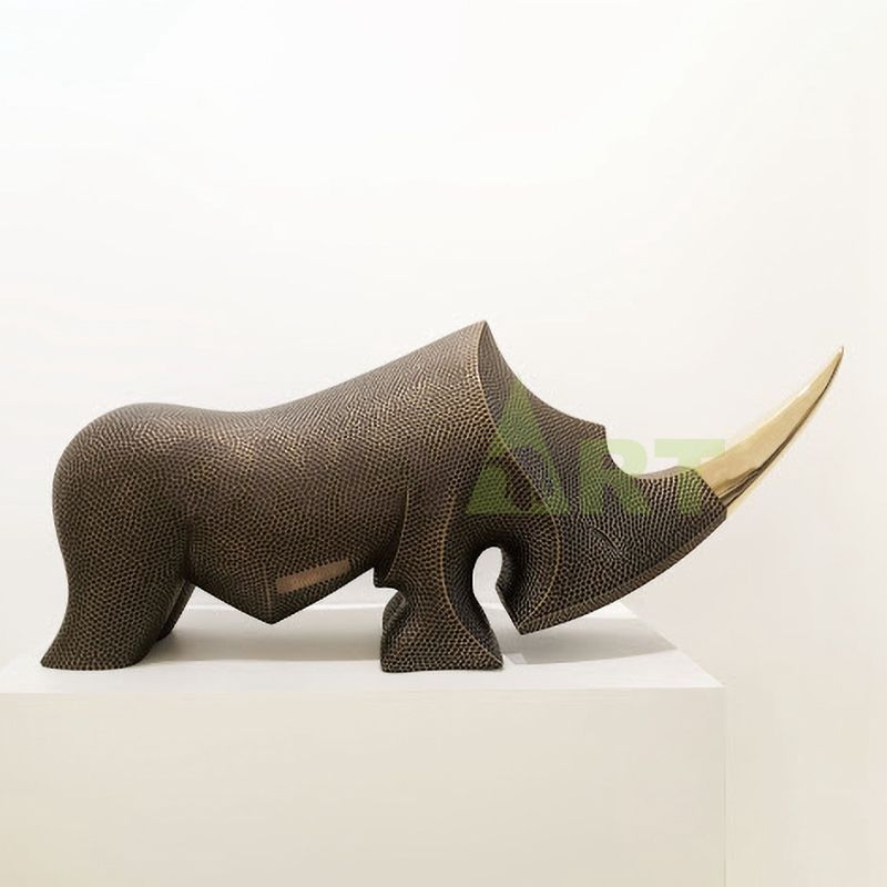 Home Decoration Wall Resin Abstract Sculpture of Rhino