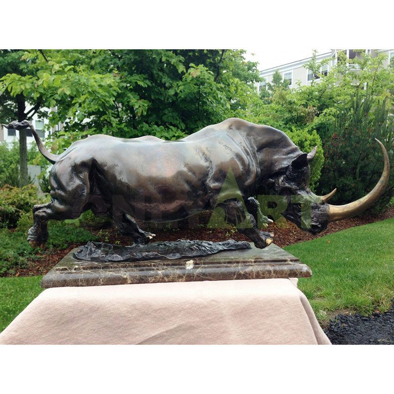 Realistic Life Size Bronze Rhino Statue Large Copper Rhinoceros Garden Sculpture