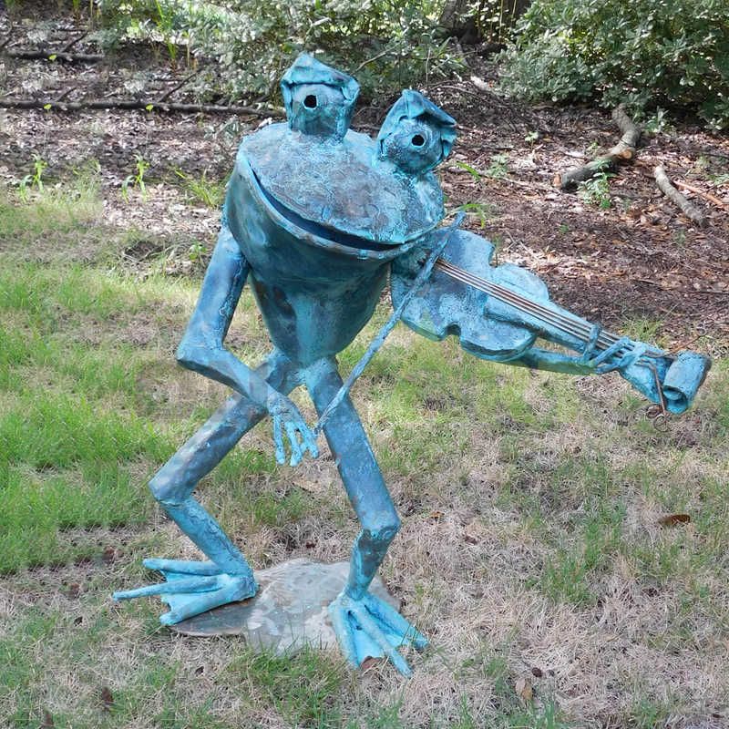Outdoor metal animal statue bronze frog sculpture