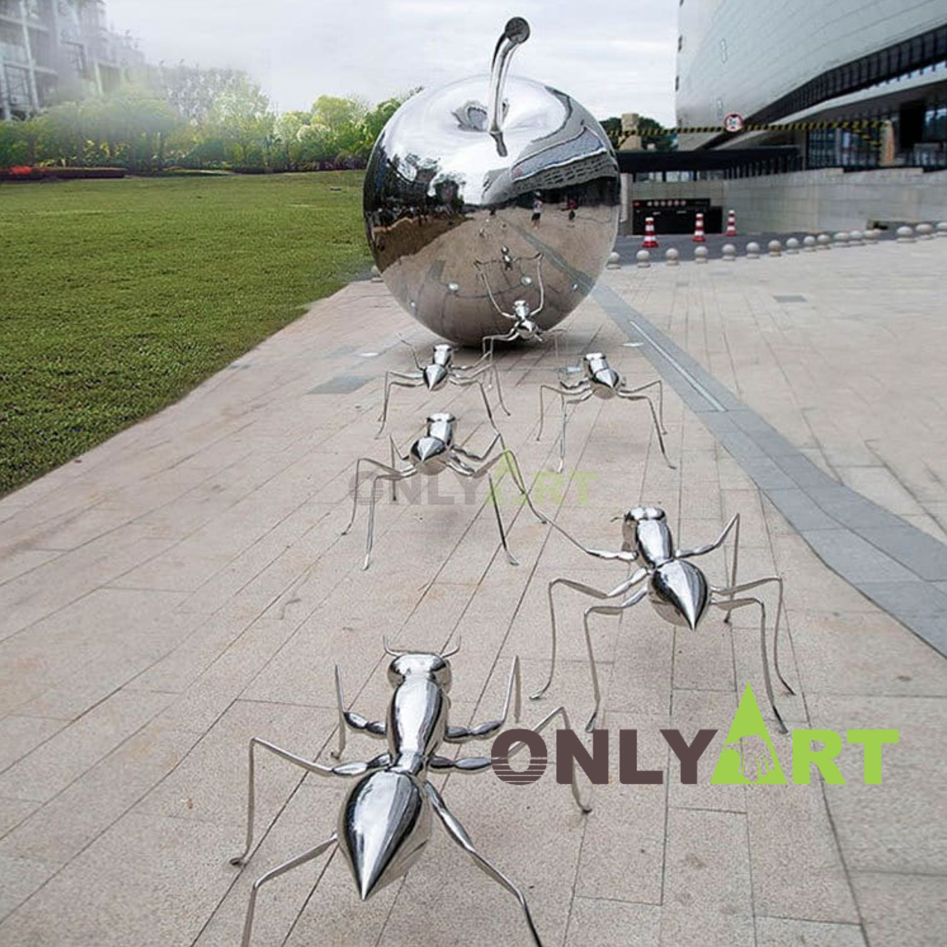 Do you like these stainless steel apple and ants sculptures?