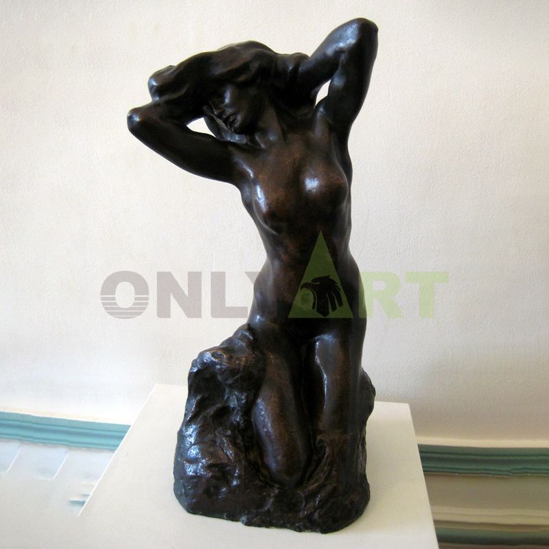 Rodin designed a sculpted interior for a small bather